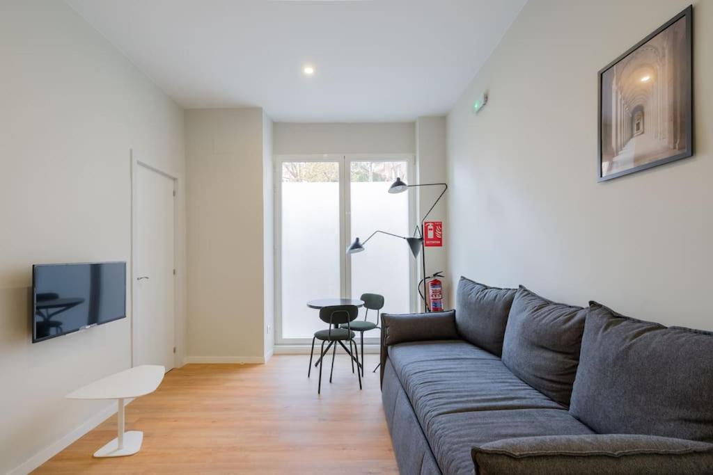 Ideal Flat For 2 Pax -F Fpo1 มาดริด ภายนอก รูปภาพ