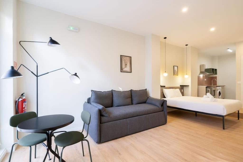 Ideal Flat For 2 Pax -F Fpo1 มาดริด ภายนอก รูปภาพ